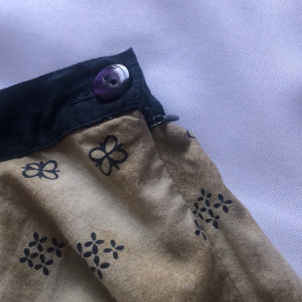 Kaktus Vintage Aline skirt, Multicolor skirt with small detail of mini S… - Picture 6 of 16